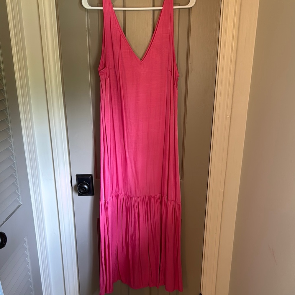 Elegant Pink Sleeveless Dress